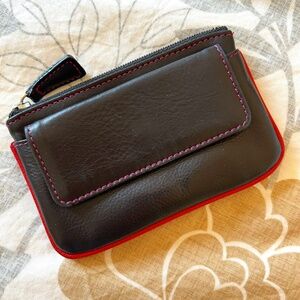 Tusk Compact Coin/Card Case, with Keychain